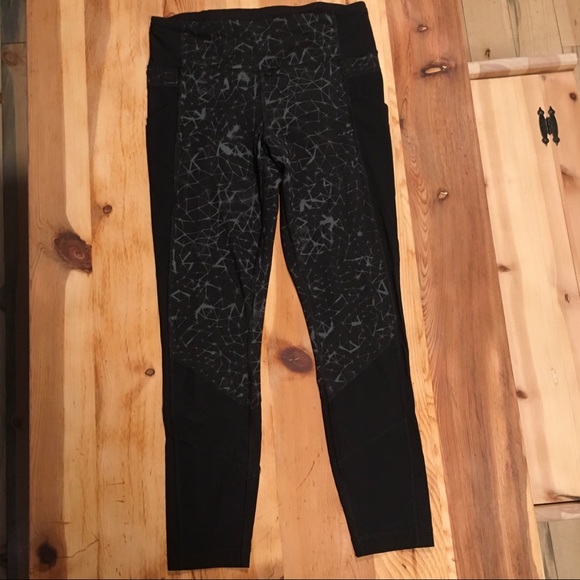 Lululemon Athletic Tights! Size 8!! - Picture 1 of 4